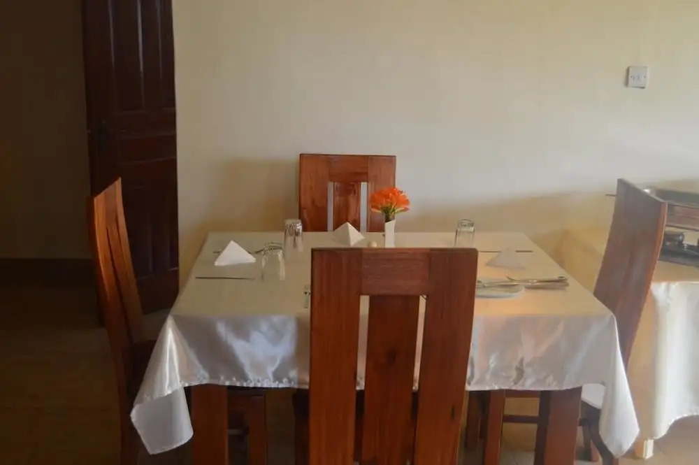 Jari Inn Bistro