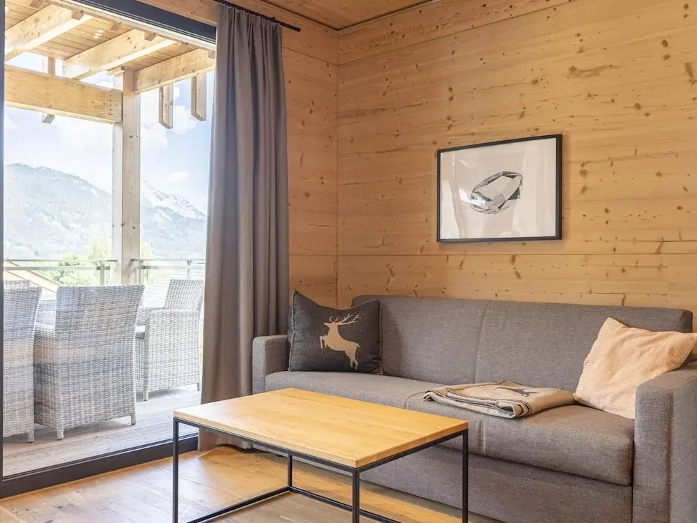 Majestic Chalet With Pool and Sauna