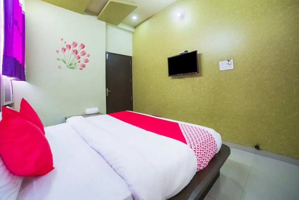 OYO 28141 Hotel Mamta Paradise