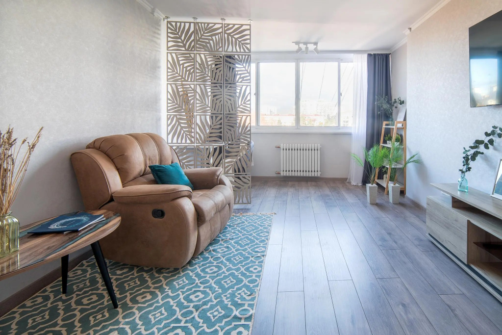 MyHome YourHome (МайХоум ЙоХоум) на улице Островского 67