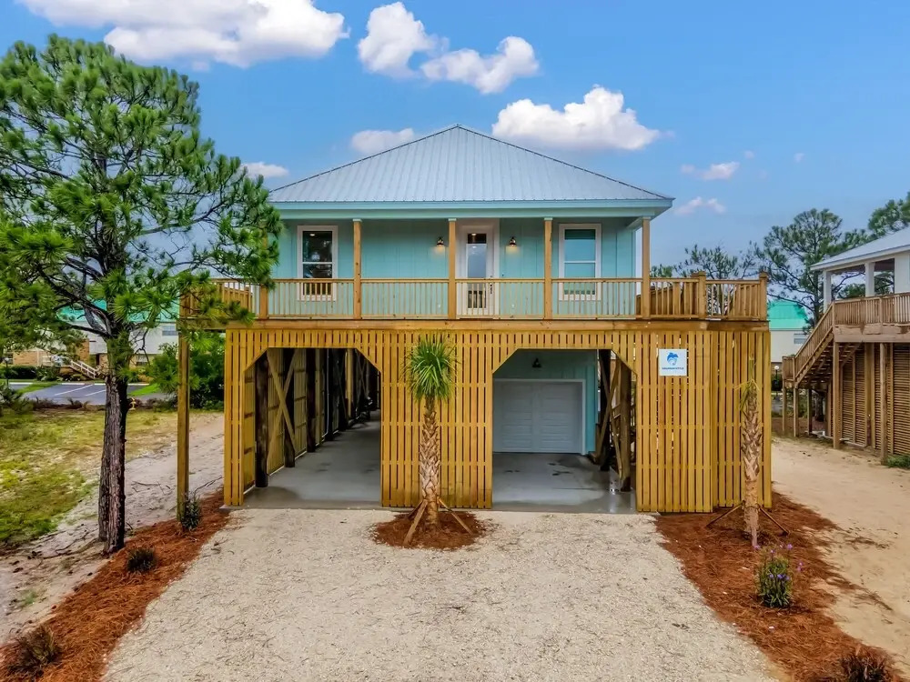 Dauphin Style - 204 Arias Ct 4 Bedroom Home by RedAwning