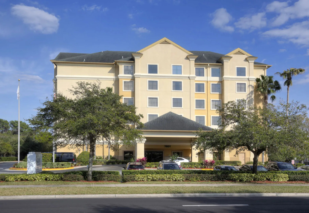 staySky Suites I-Drive Orlando Near Universal