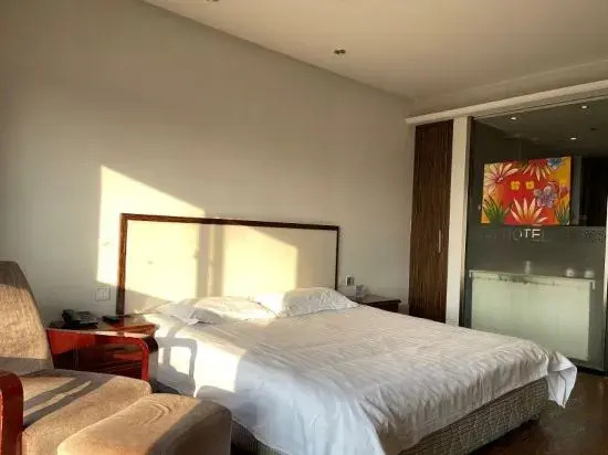 Hamoe Hotel (Shanghai Jinshan Zhujing Wan'an Street)