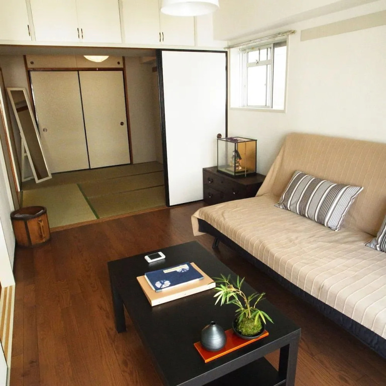 Asayake Apartment