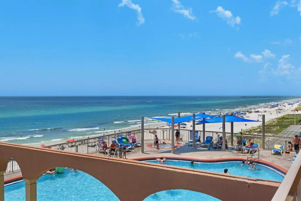Brightly Furnished Beachfront Condo - 7th Floor Gulf View!