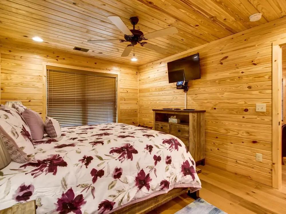 River Getaway #2326
