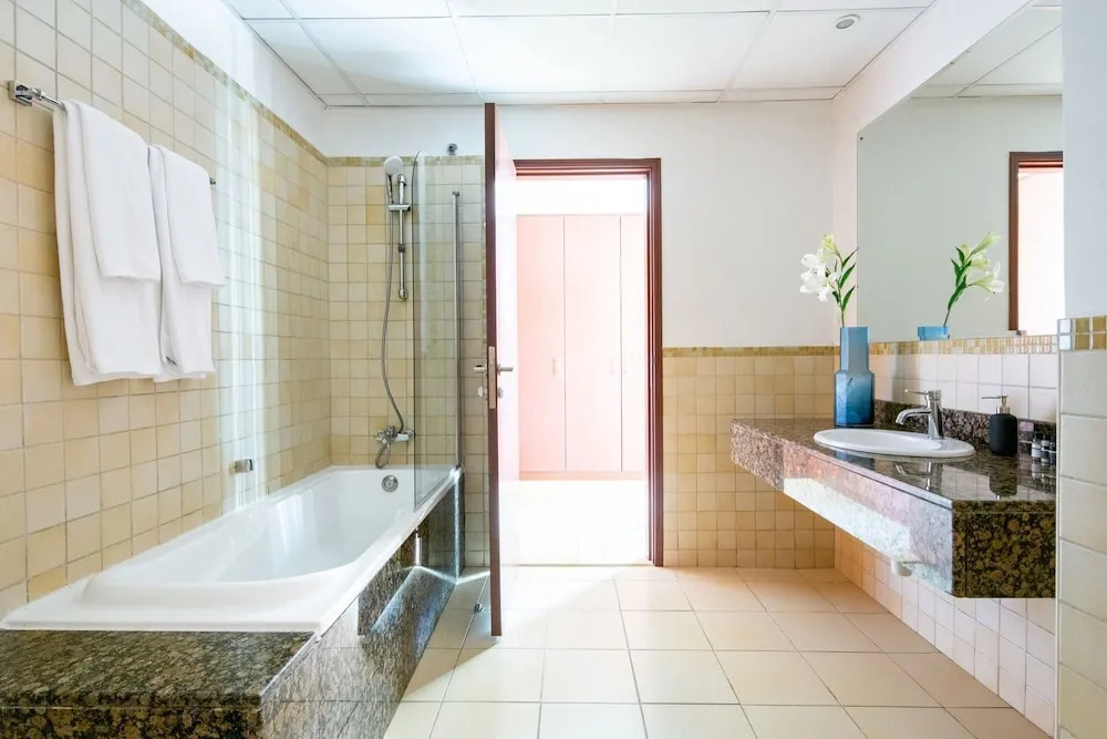 Luxurious 2BR in JBR With Amazing Marina Views!
