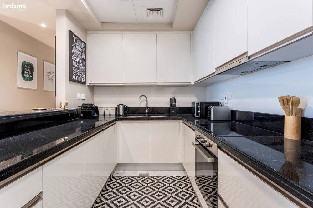 2B-Amna Tower - 4406 by bnbme homes