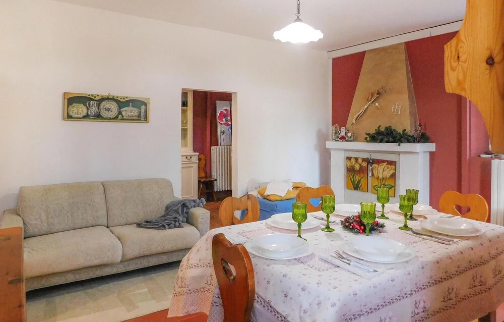 Beautiful Home in Cingoli With 3 Bedrooms and Wifi