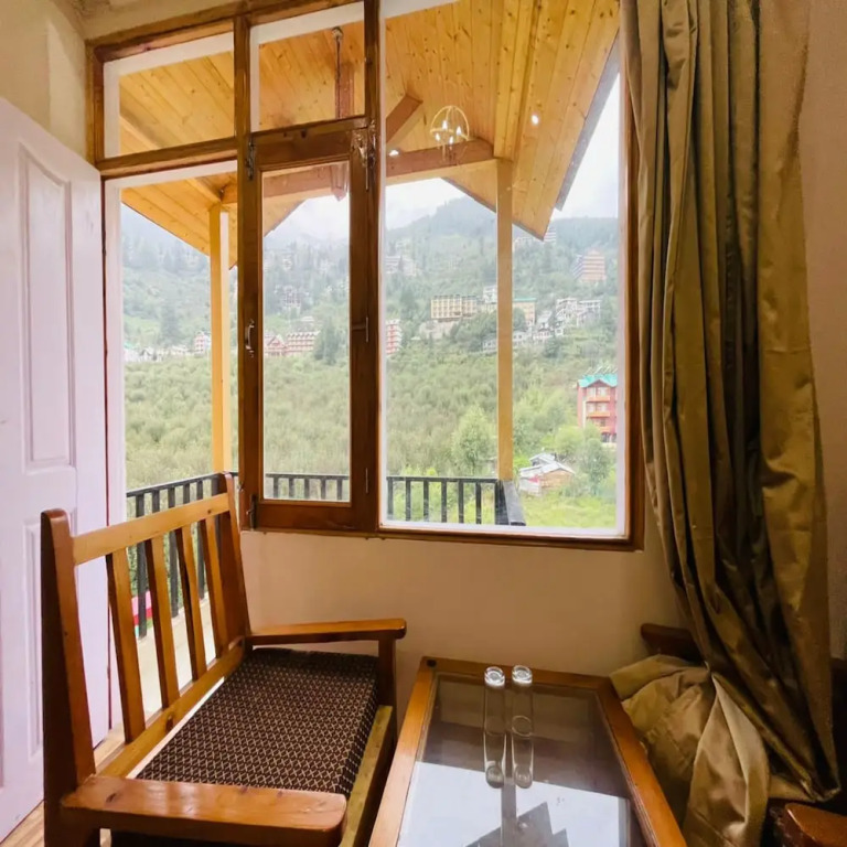 Hotel Jamla Regency Manali