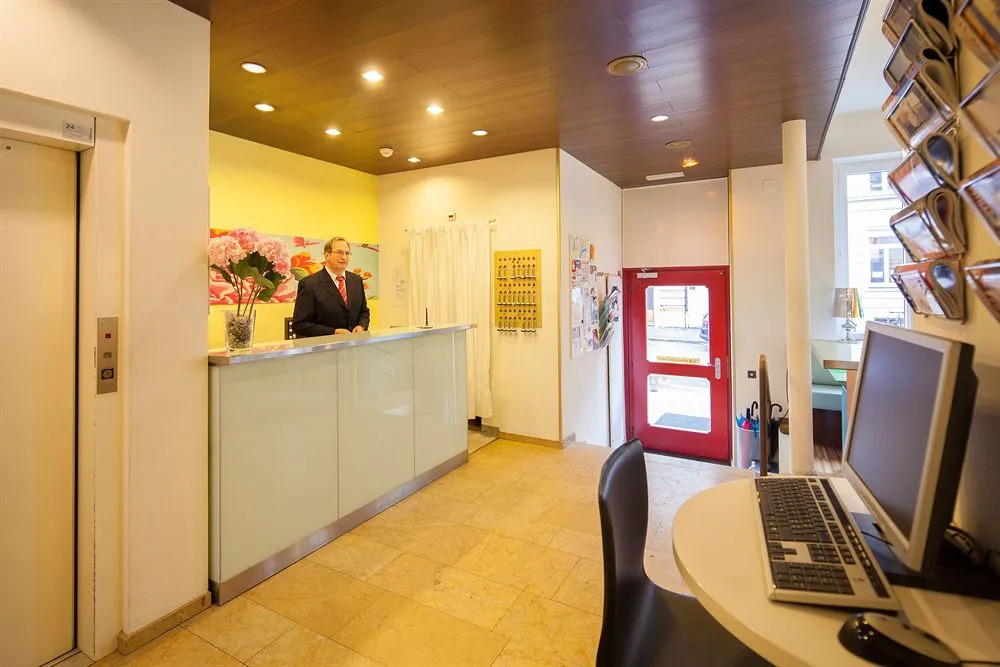 Hotel Ambassador