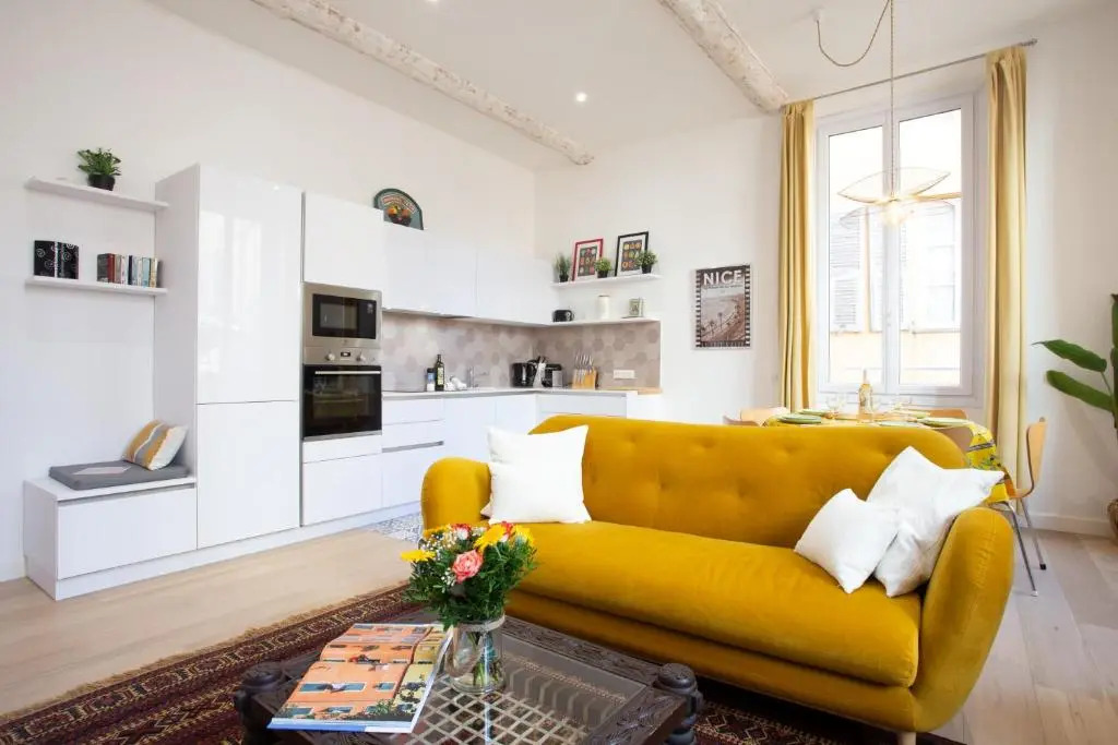St Vincent - 3 BEDROOMS, MAGNIFICENT,VASTE, SUNNY, A/C, WIFI