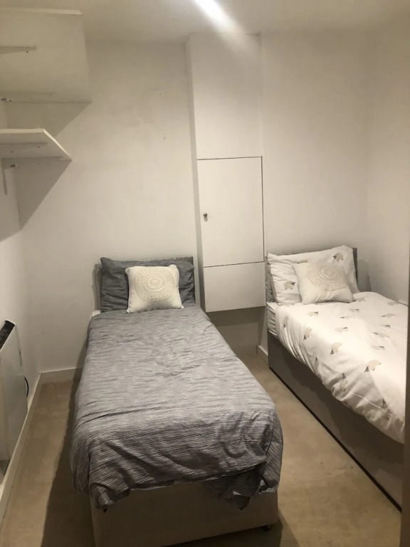 Captivating 1-bed Apartment in Southampton