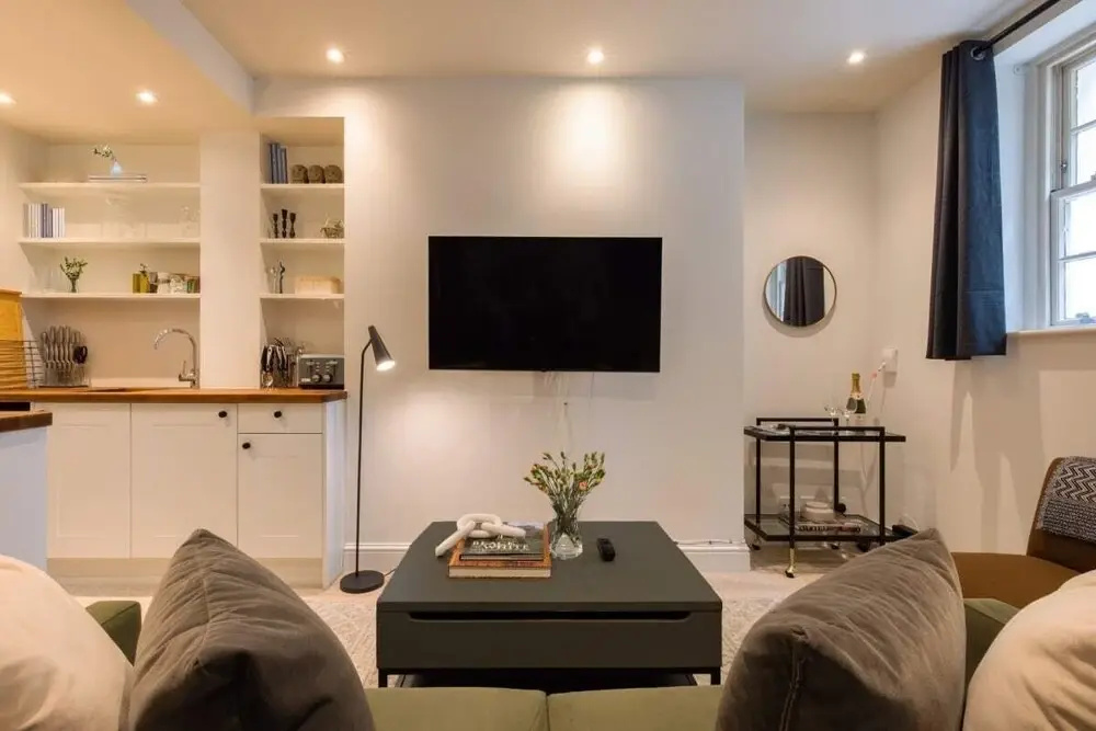 The Elephant & Castle Hideaway - Stunning 1bdr Flat With Patio