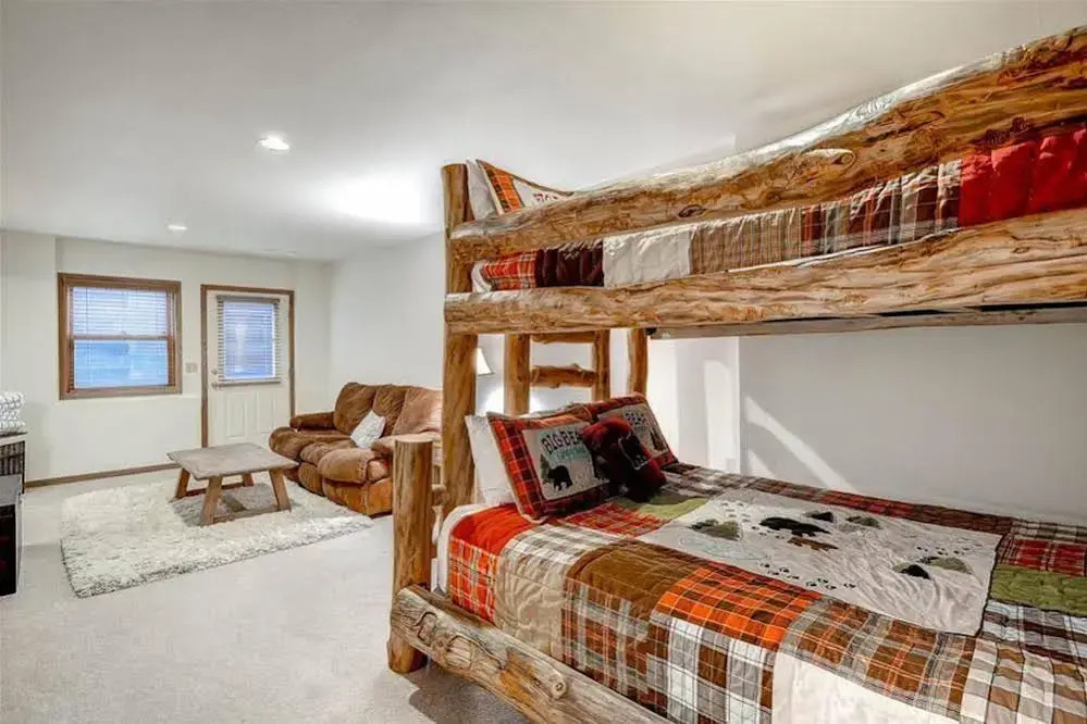 Apres Chalet Main Street Private Home By Pinnacle Lodging