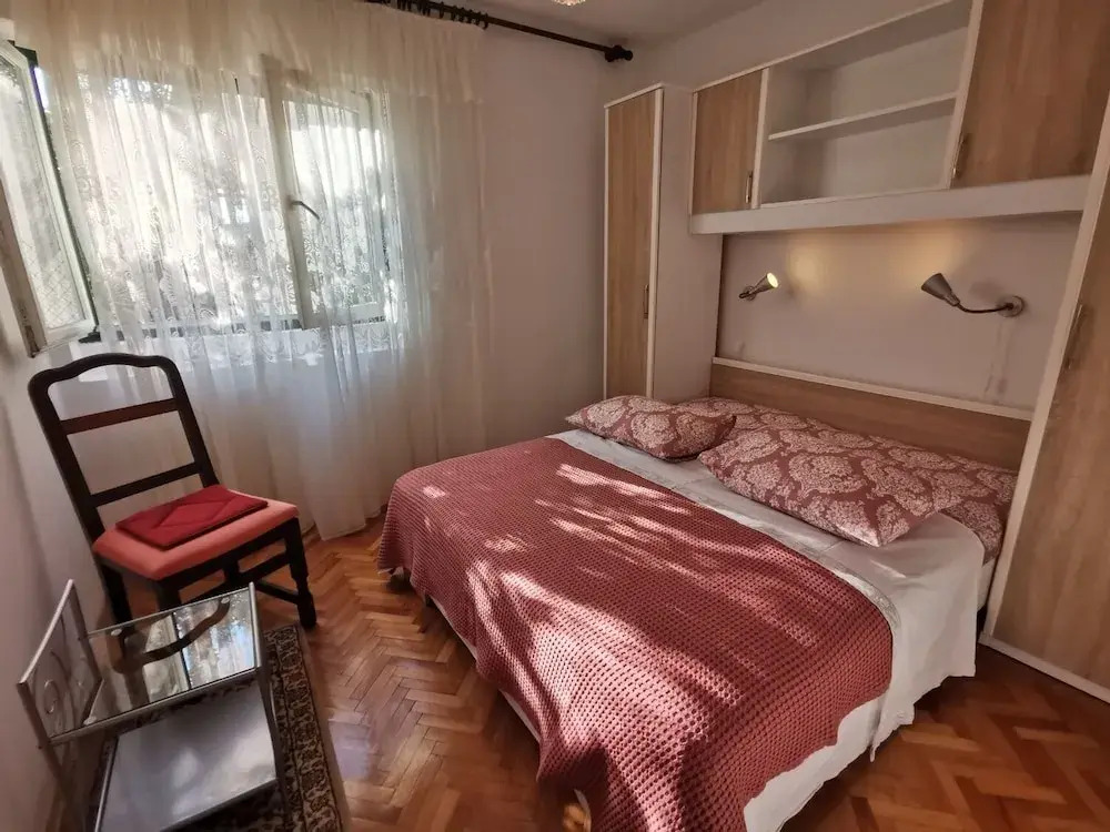 Apartments Srdan