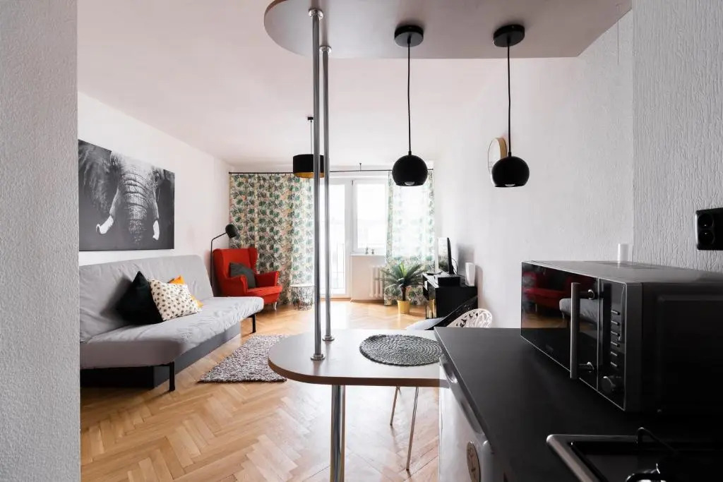 PiotrApartments - Central Warsaw - Walk Everywhere in Central Warsaw