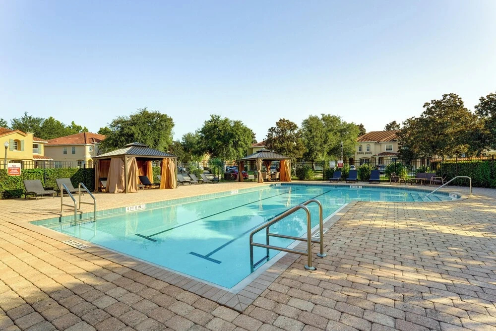 2 Mi to Wdw: Townhouse w/ Patio & Pool Access