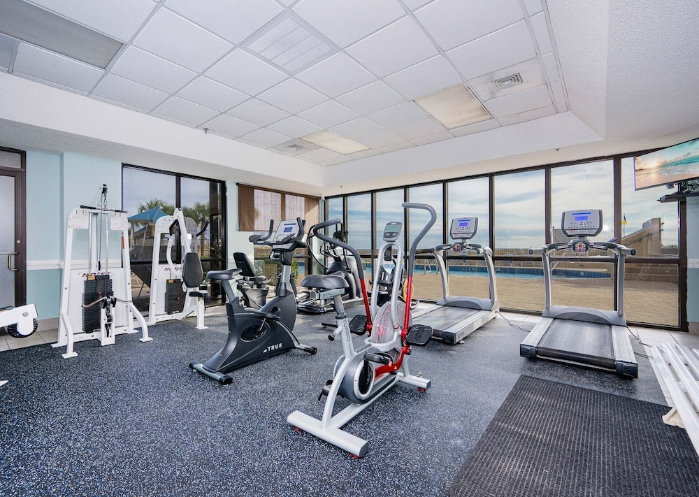 Phoenix East 009 - Ground-floor Gulf-front Condo - Sleeps 8 - Orange Beach, AL
