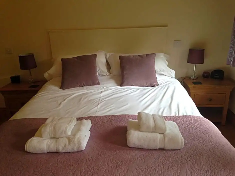 Manor Garden Lodge