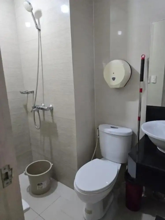 Cheap Accommodation - Newport Boulevard