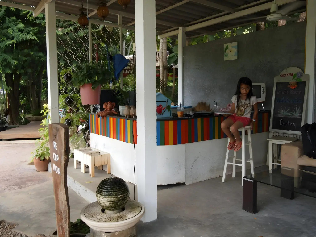 Porploen Hip Resort@Suanphung