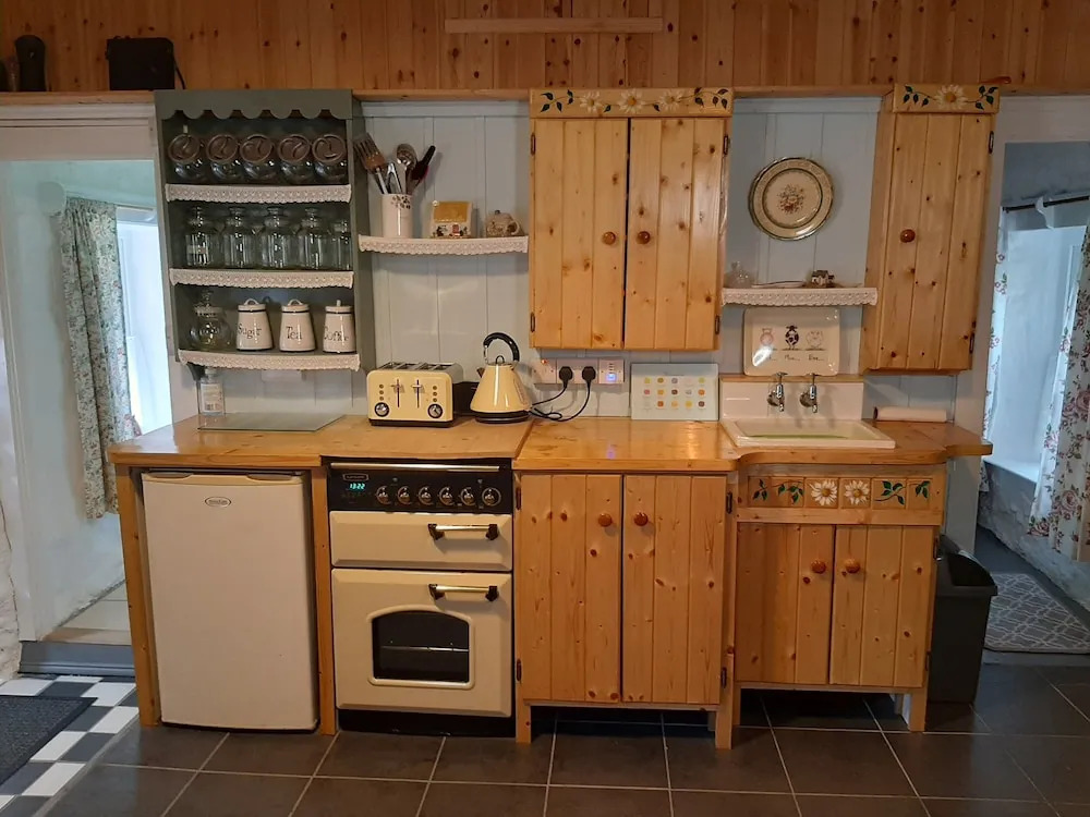 CherryTreeCottage - Cosy 19thCentury Pet Friendly