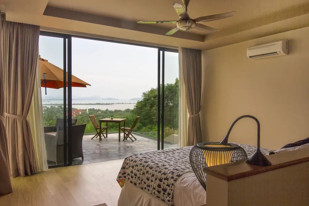 White Monkey Villa - Private Pool & Jacuzzi