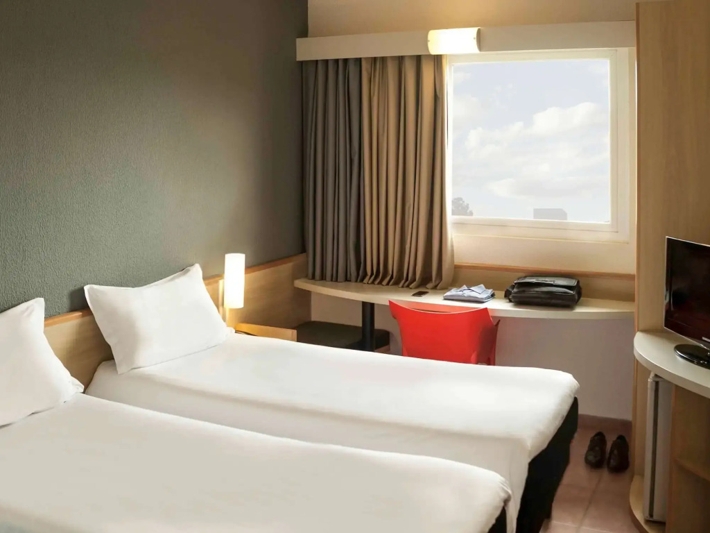 ibis Criciuma