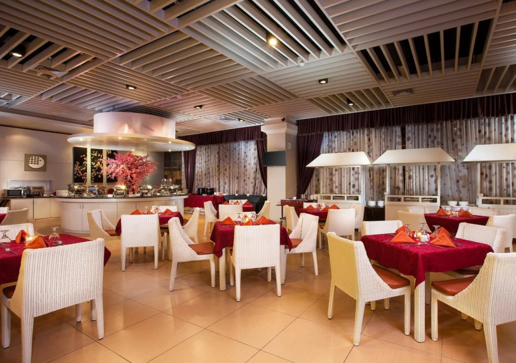Lion Hotel & Plaza Manado