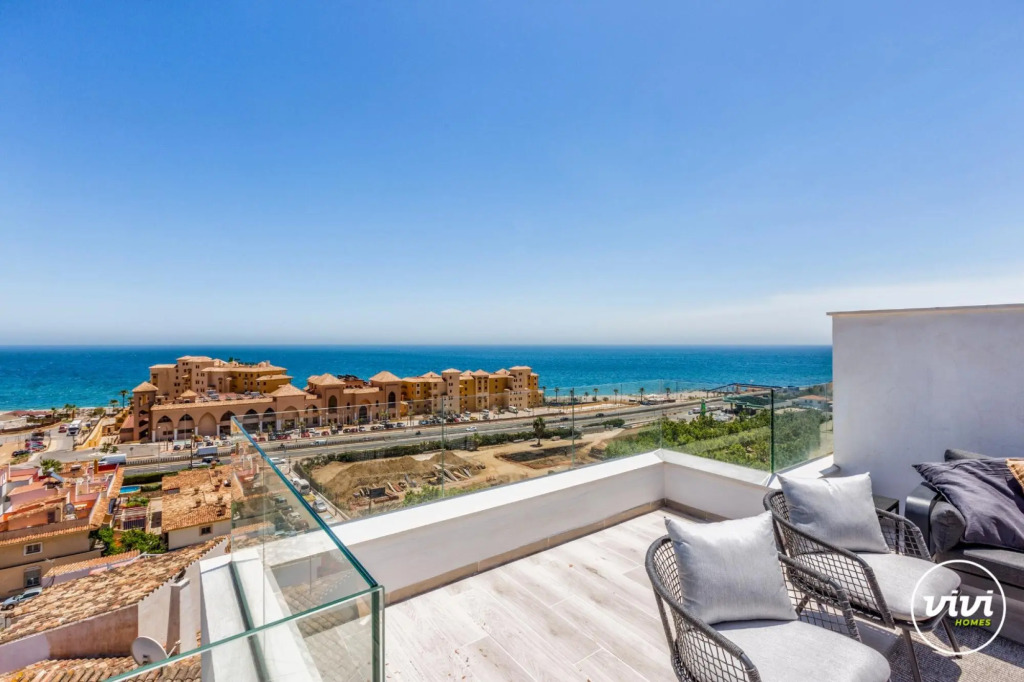 Zumo in Fuengirola with 3 bedrooms and 2 bathrooms