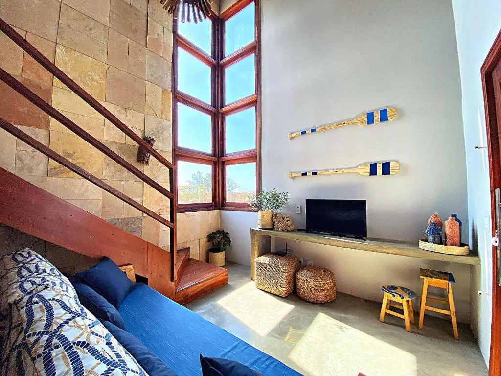 Bangalô de 2 pisos com piscina e vista para o mar na melhor localização da Praia de Maramar