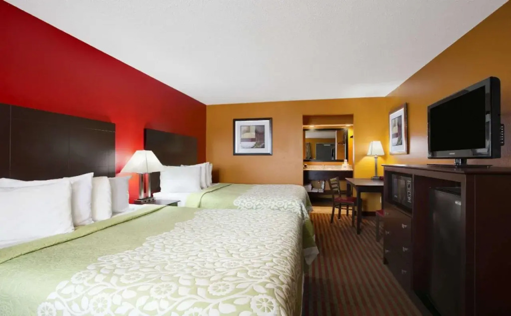Days Inn Liberty / NE Kansas City