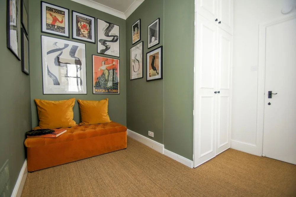 Waterloo Apartment