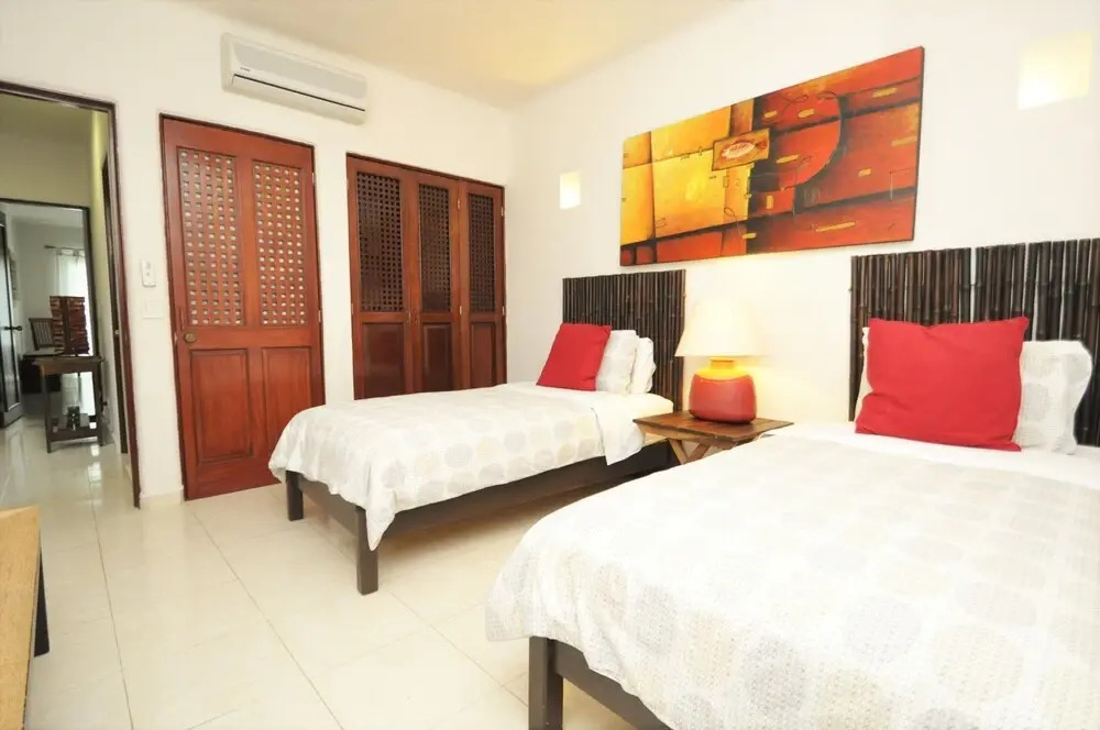 Beautiful Pent House, Near the Beach, by Vimex