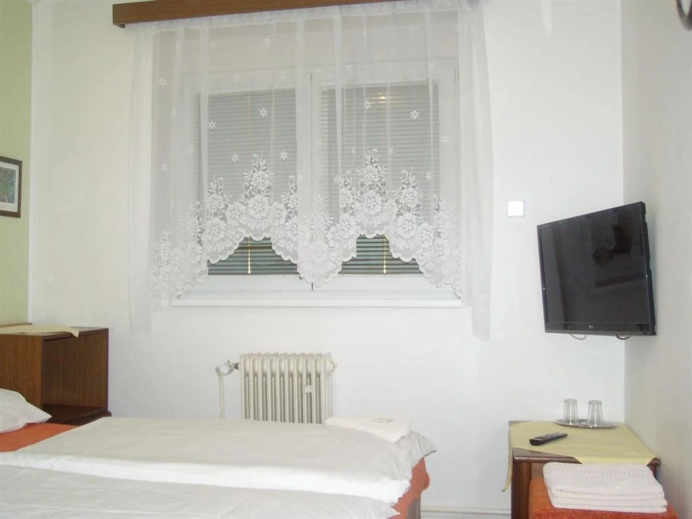 Pension Sparta