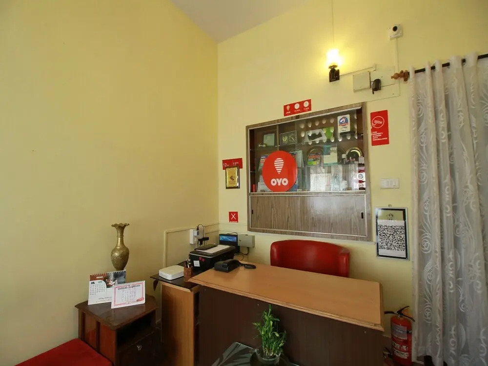 OYO 4303 Flora Home Stay
