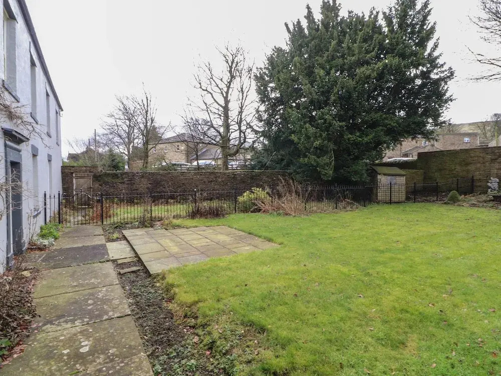 Ings House