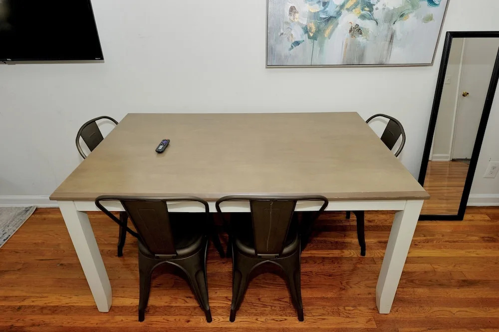 Charming UES Studio Walk to Subway Central Park