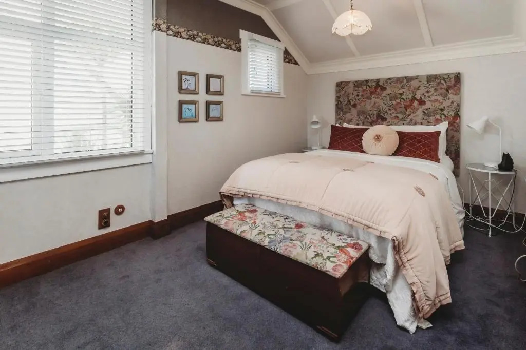 Timata Ora - 7BR family home in prime location