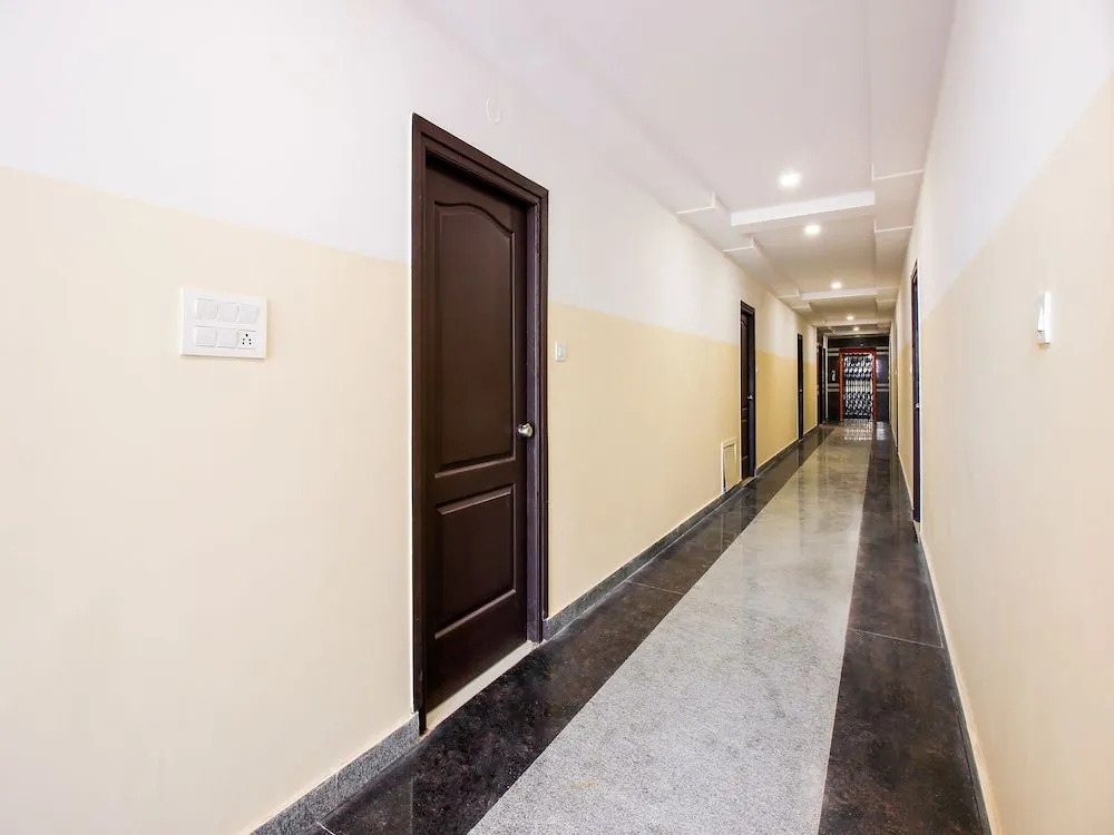Oyo 36267 Aaditya Grand