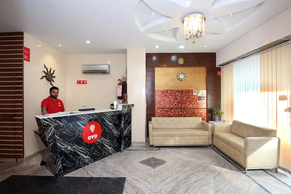 OYO 4727 Hotel Sangam Pacific