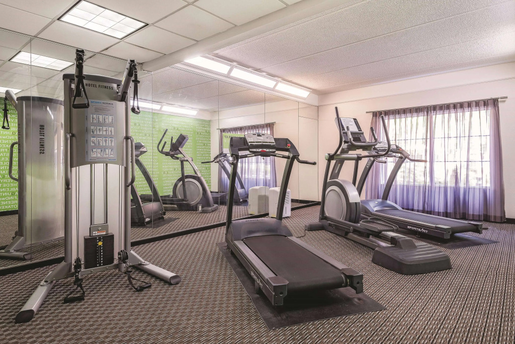 La Quinta Inn & Suites by Wyndham University Area Chapel Hill