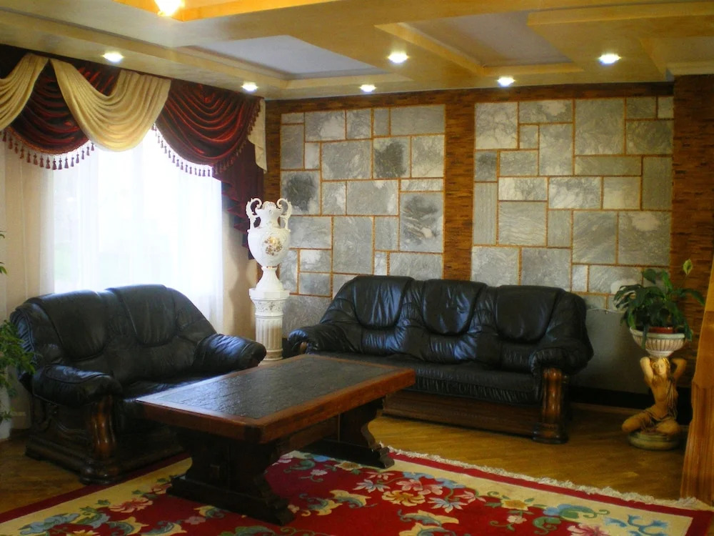 Отель «Киев плюс»