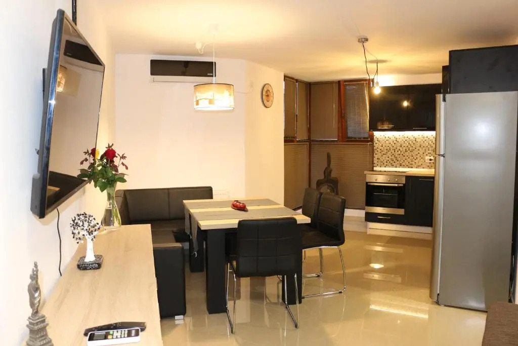BRISO Apartments