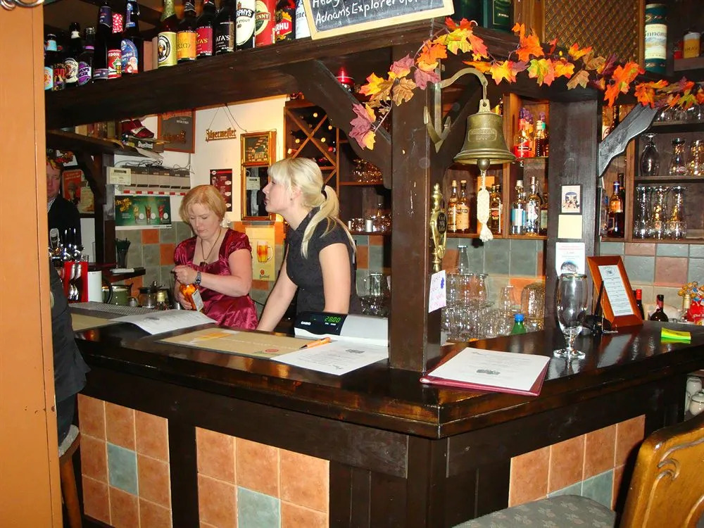 Cronins Guesthouse Bed & Breakfast