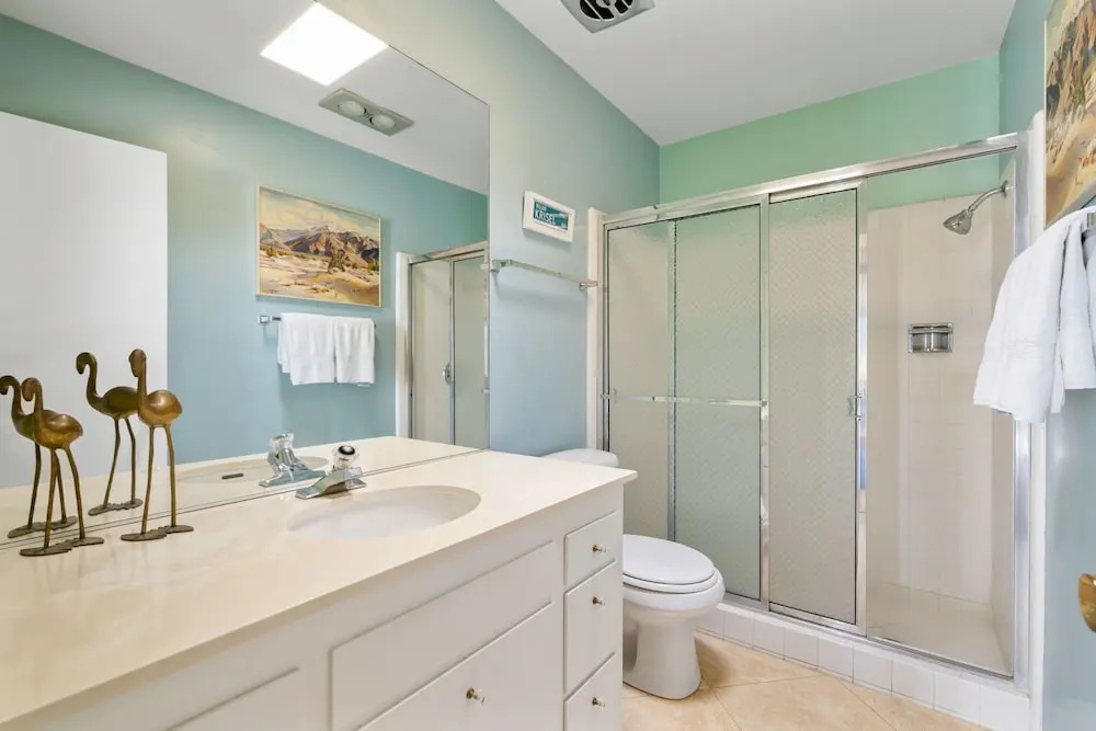 Mid-mod Krisel Getaway Walkable on El Paseo