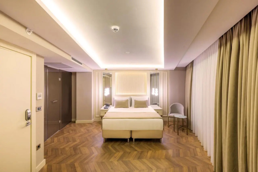 Great Fortune Concept Hotel