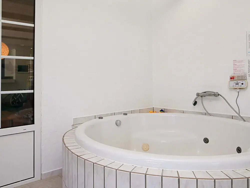 12 Person Holiday Home in Vaeggerlose