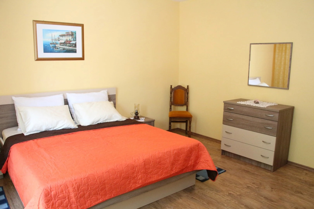 Apartment Radin - 2 bedroom apartment: A1 Vodice, Riviera Sibenik